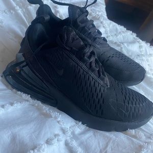 Women’s Nike air max 270 - worn twice!